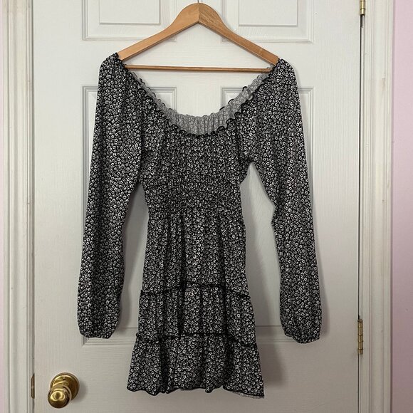 Urban Outfitters Smocked Waist Dress - Picture 2 of 2